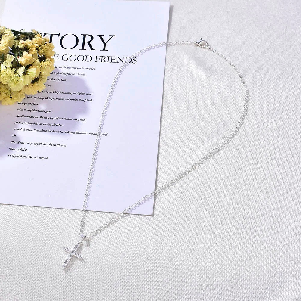 Simple Love Cross Pendant Choker Necklace Charm Rhinestone Couples Jewelry Women's Neck Chain Christmas Gift Lady Necklace