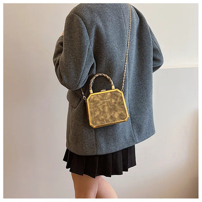 Senior Women's Handbag Explosion Fashion Portable Chain One Shoulder Bag Texture Foreign Style Cross Body Small Square Bag