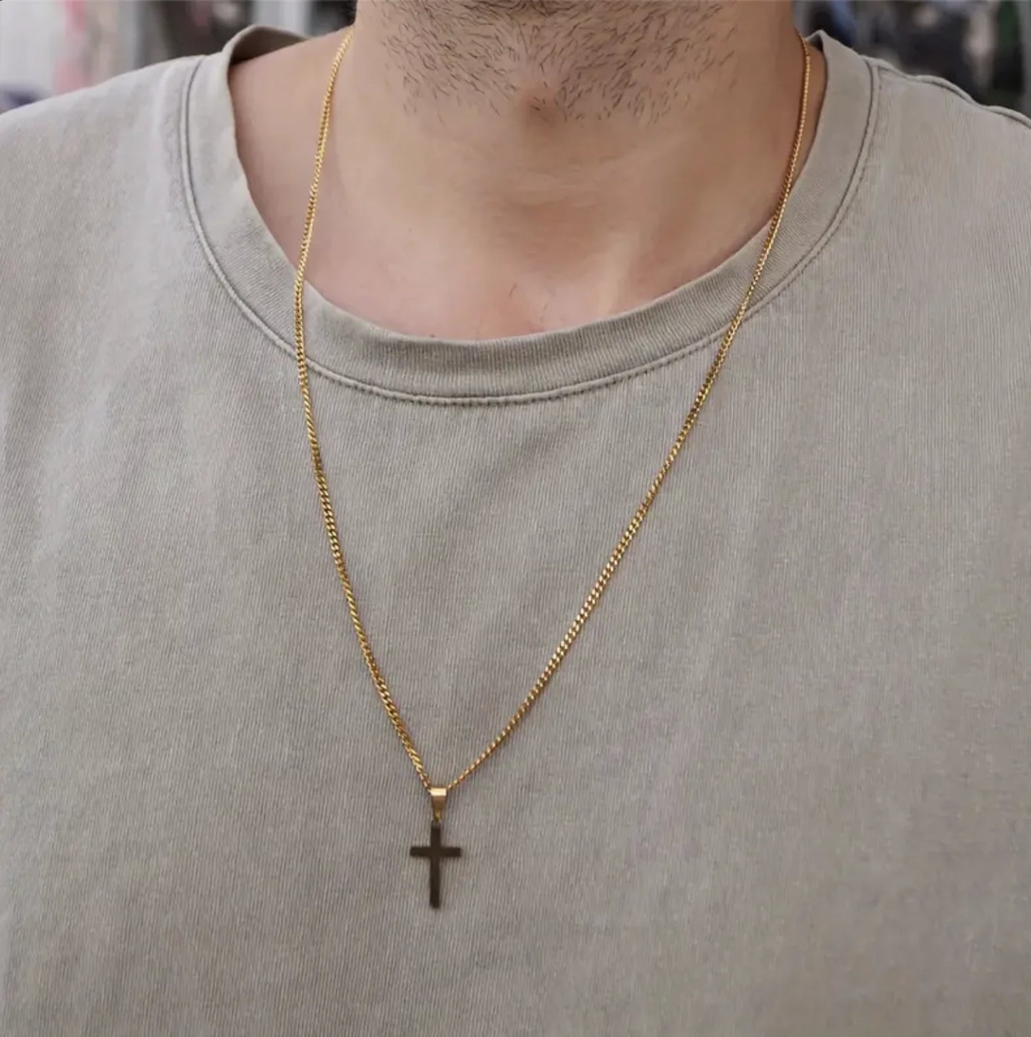 Men's Fashion Cross Pendant Necklace, Golden Plated Cuban Chain Stainless Steel Chain，Male and female niche design Necklace