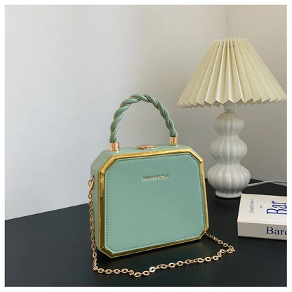 Female Bags on Sale 2024 High Quality Westernized Minimalist and Versatile High-end Box Bag New Exquisite Chain Crossbody Bag