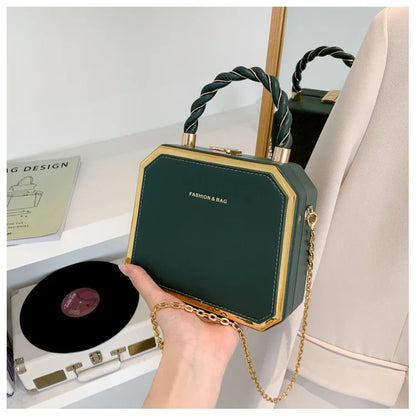 Female Bags on Sale 2024 High Quality Westernized Minimalist and Versatile High-end Box Bag New Exquisite Chain Crossbody Bag