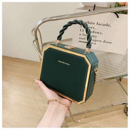 Female Bags on Sale 2024 High Quality Westernized Minimalist and Versatile High-end Box Bag New Exquisite Chain Crossbody Bag