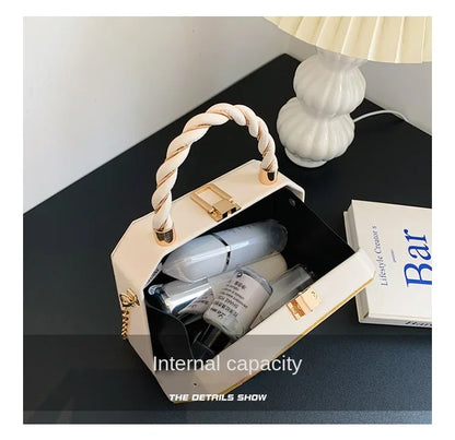 Female Bags on Sale 2024 High Quality Westernized Minimalist and Versatile High-end Box Bag New Exquisite Chain Crossbody Bag