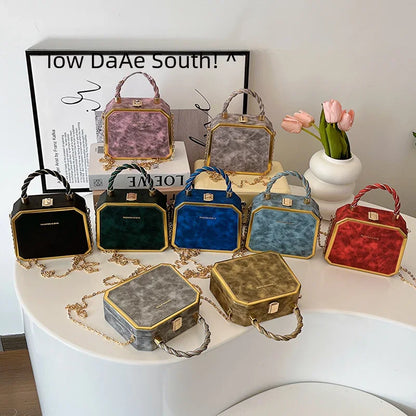 Senior Women's Handbag Explosion Fashion Portable Chain One Shoulder Bag Texture Foreign Style Cross Body Small Square Bag